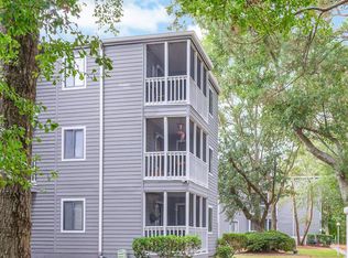 10170 Beach Dr SW #305, Calabash, NC 28467