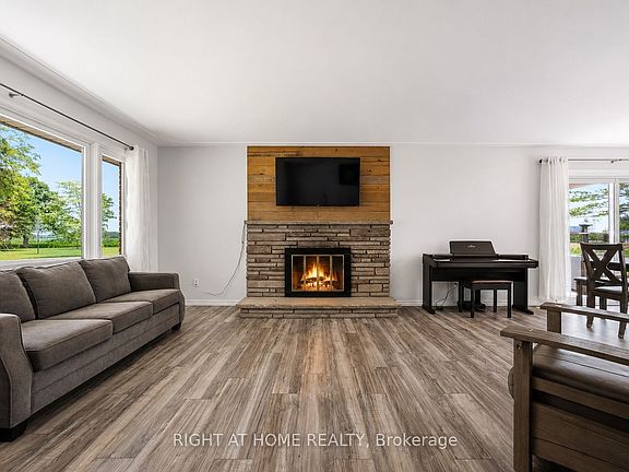 5th image of 1933 Plank Rd