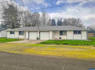 411 E 3rd St, Halsey, OR 97348