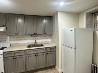 4380 Martha Ave APT 1, Bronx, NY 10470