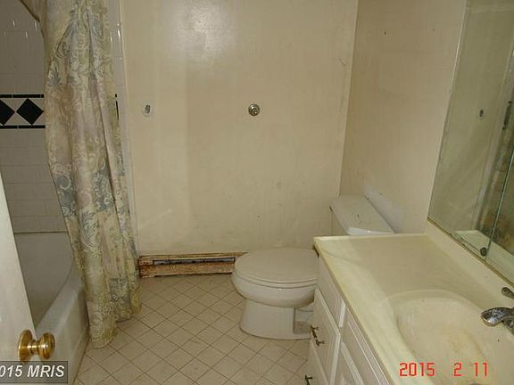 4th image of 11002 Parkgate Dr