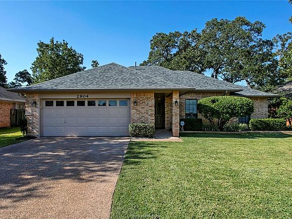 3rd image of 2904 Pueblo Ct S