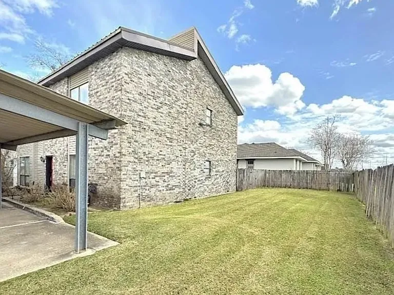 8024 Picardy Ave — Photo 1
