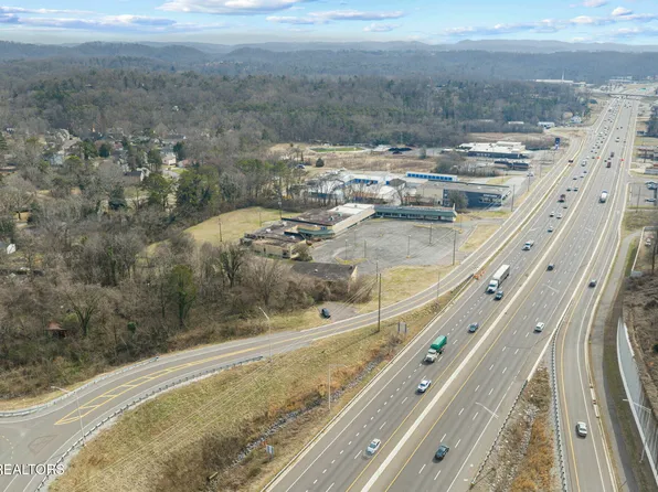 2814 Dresser Rd, Knoxville, TN 37920