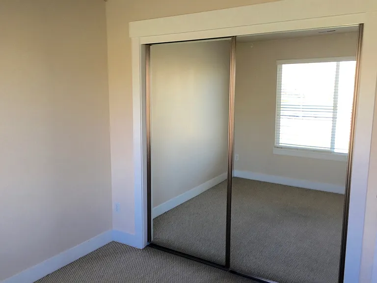 1077 E Quarry View Way — Photo 11