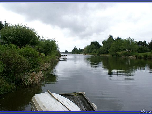 2nd image of 157 Duck Lake Dr NE