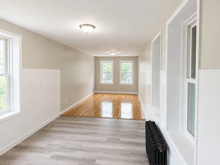 76 N 9th St #1 — Photo 3