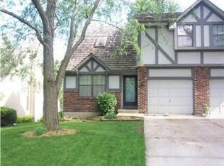 10917 W 115th St, Overland Park, KS 66210