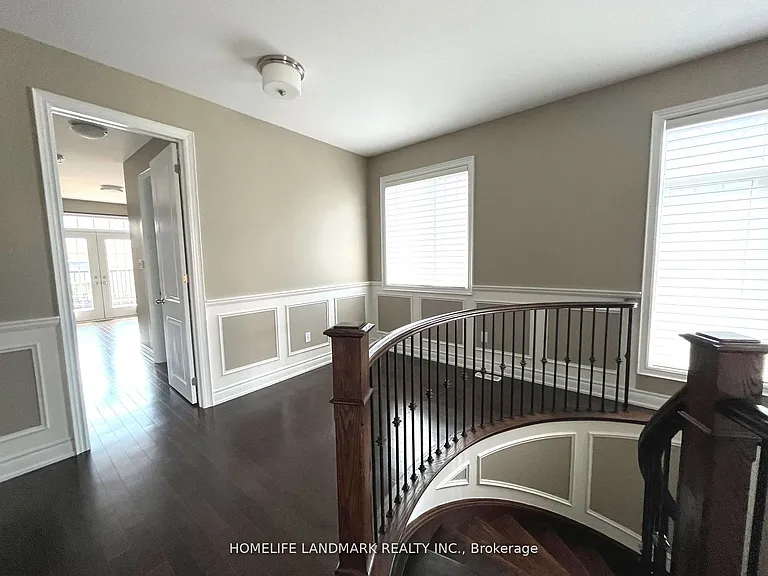 39 Larkin Ave — Photo 14