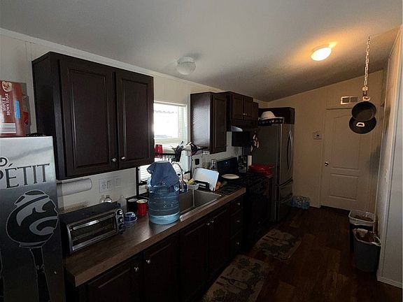 4th image of 24414 University Ave Space 51