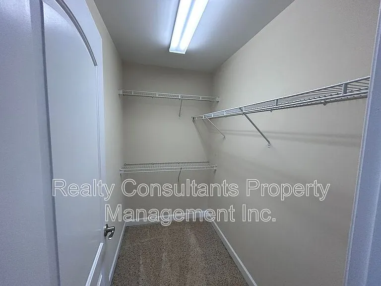 4540 Pebble Lake Dr — Photo 46