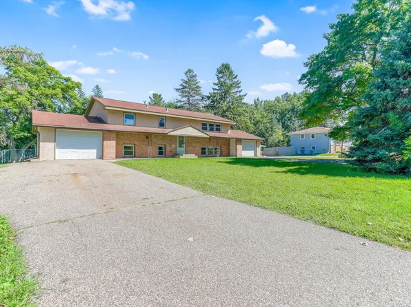 6040 Hemlock Ln N, Plymouth, MN 55442