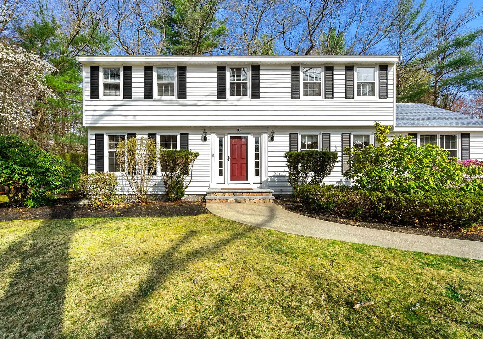 Beautiful Andover Single Family Home — Photo 2