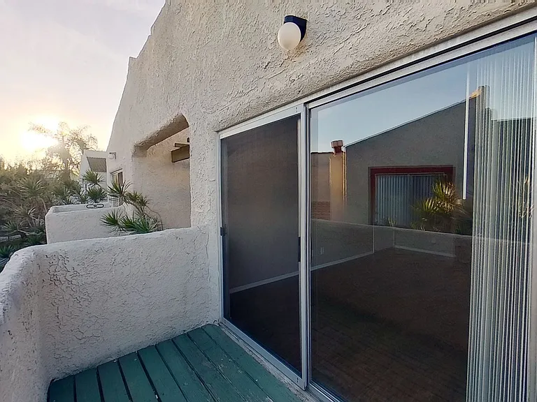 401 Beach Blvd - El Pueblo Apartments — Photo 44