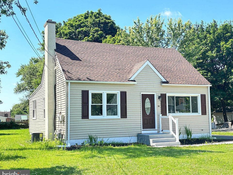 1st image of 60 Roberts Ave