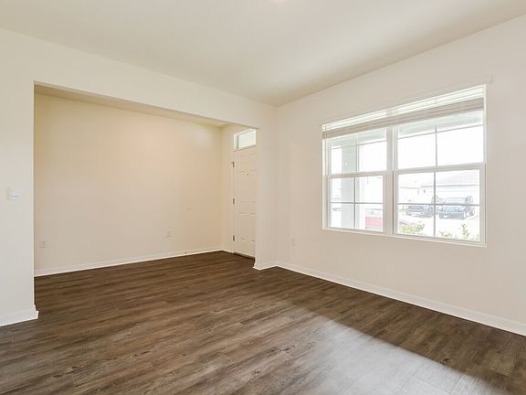 5th image of 1549 Aldenwood Pl