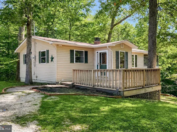 12522 Santa Domingo Dr, Lusby, MD 20657