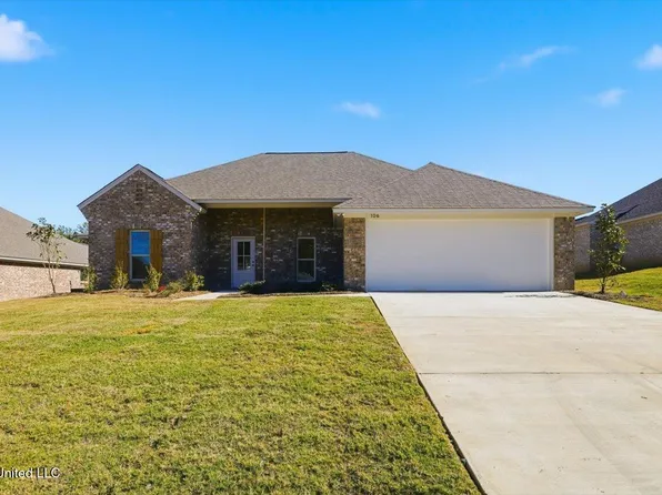 106 Madisonville Dr, Canton, MS 39046