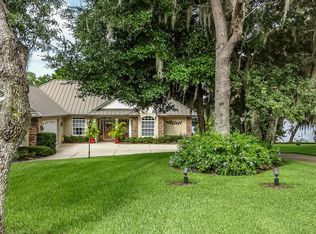 212 Lake June Rd, Lake Placid, FL 33852