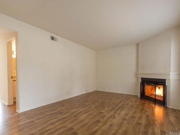 3rd image of 29 Briarwood #39