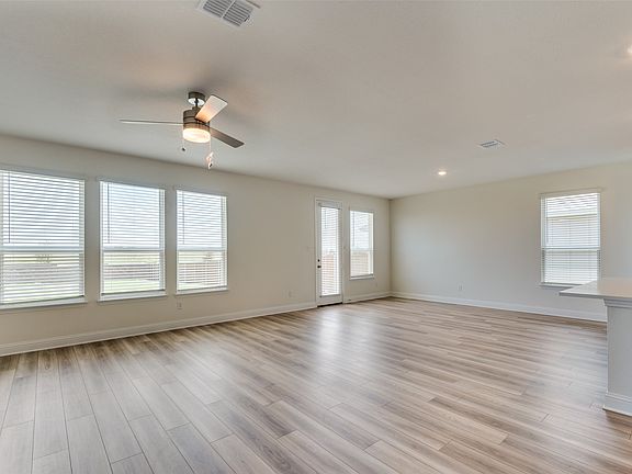 7th image of this home