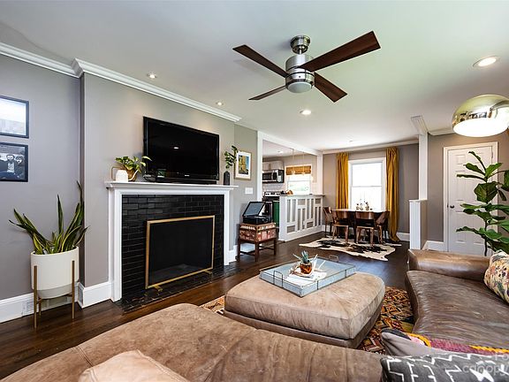 5th image of 1119 Dresden Dr W