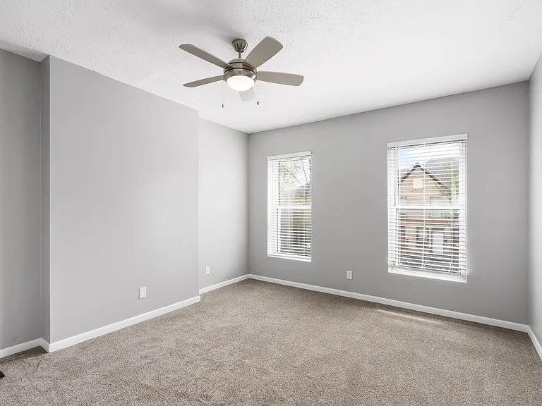 844-848 Oak St — Photo 14