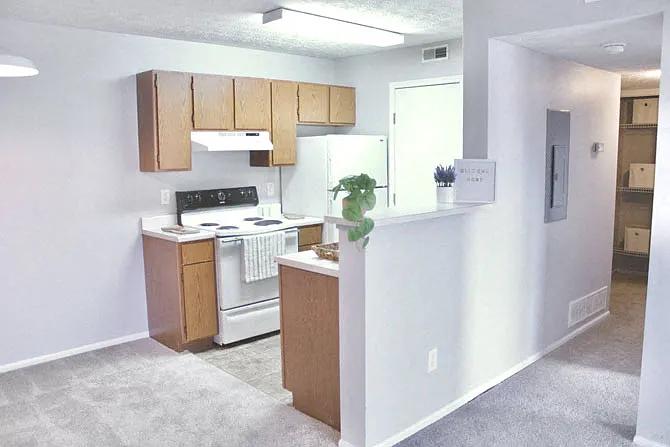 Trinity Lakes Apartments — Photo 34