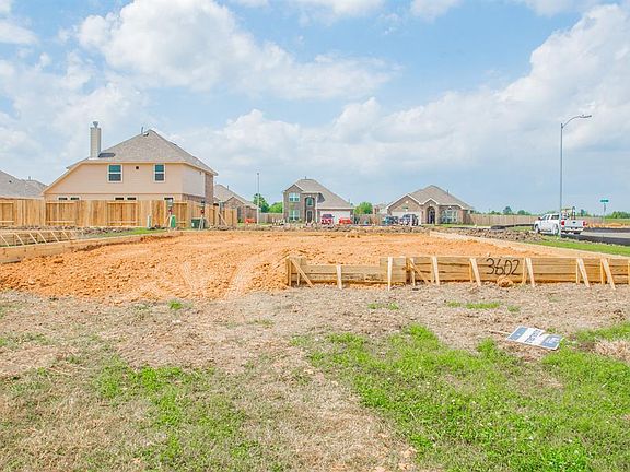 2nd image of 3602 Braden Cir