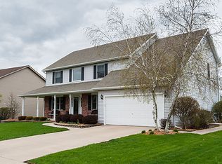 113 Chesterfield Dr, Oswego, IL 60543