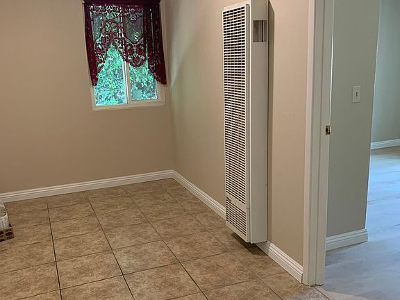 3rd image of 353 Mooney Dr