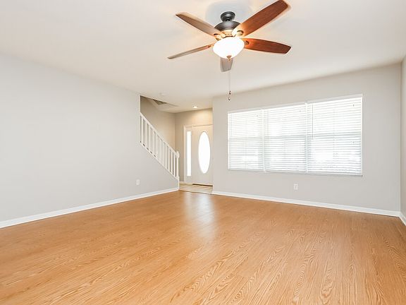 2nd image of 10808 Newbridge Dr