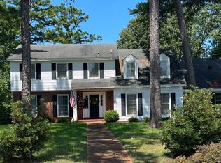 2211 W Doublegate Dr, Albany, GA 31721