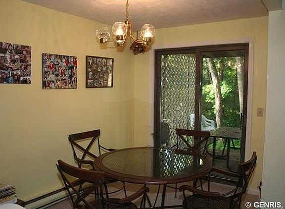3rd image of 18 Golfside Cir