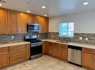 1368 N Euclid Ave, Long Beach, CA 90804