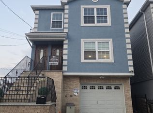 533 Broadway St, Elizabeth, NJ 07206