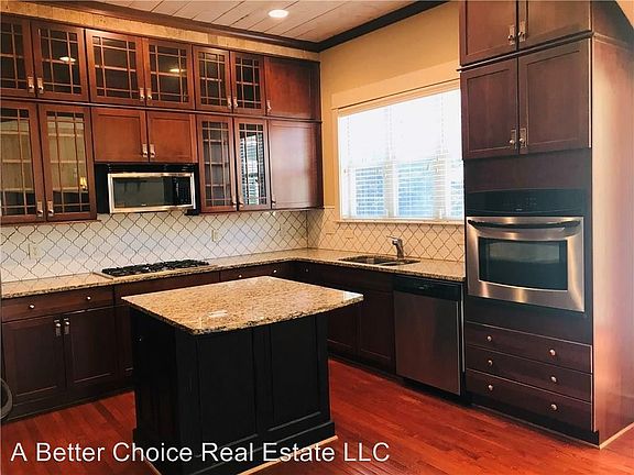 5th image of 2778 Prado Ln