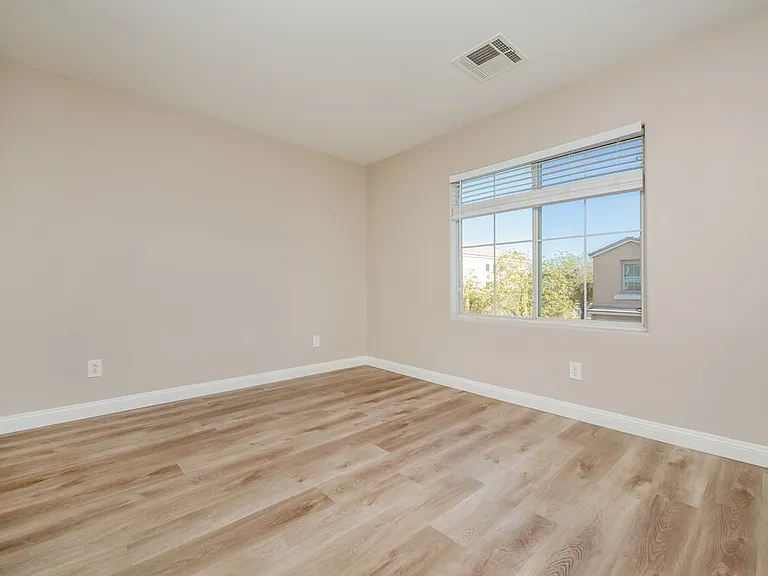 9503 Diamond Bridge Ave — Photo 14