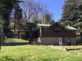 170 Whittier Depot St, Whittier, NC 28789