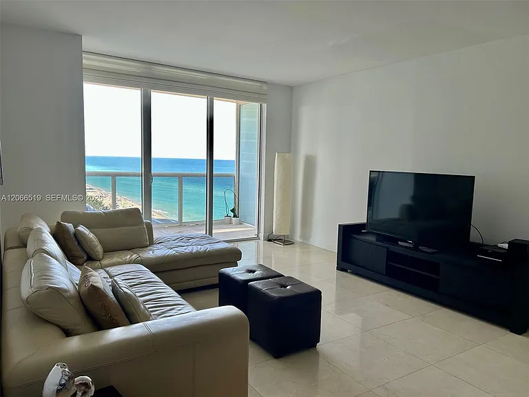 1830 S Ocean Dr #1711 — Photo 29