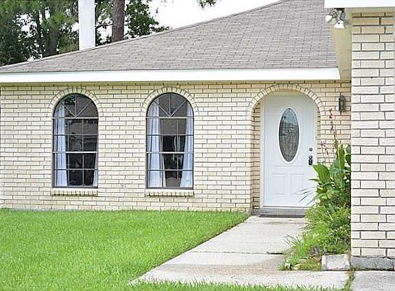 4th image of 5045 Dueling Oaks Dr
