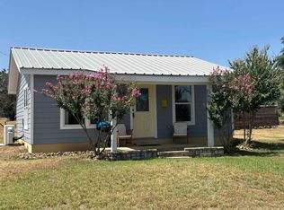 511 Lakeway, Burnet, TX 78611