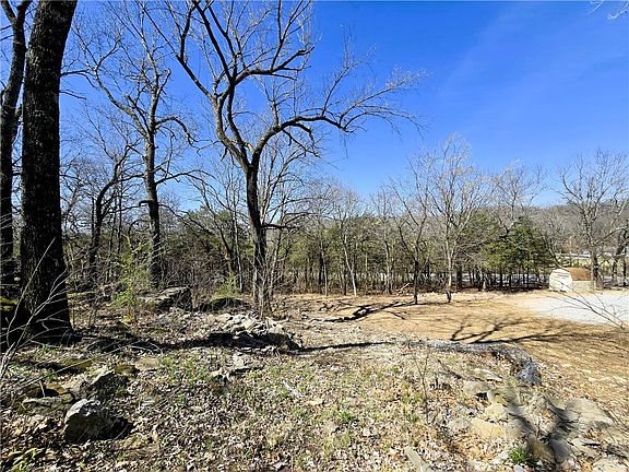 5th image of 14117 Hogeye Rd