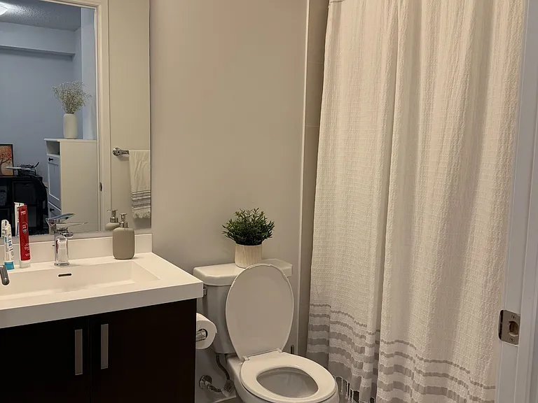 7895 Jane St #2602 — Photo 19