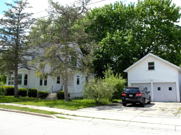 256 West Chestnut STREET, Burlington, WI 53105