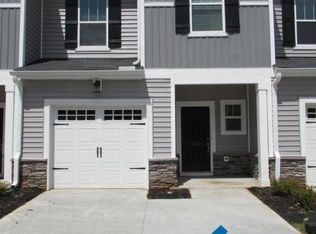 420 Windsinger Ln, Greer, SC 29650