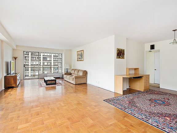 4th image of 1084 2nd Ave #14G