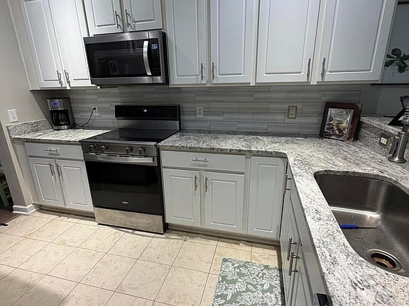 3rd image of 3 Ironwood Circle