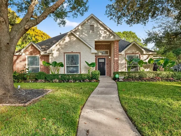 9102 S Pass Ln, Houston, TX 77064