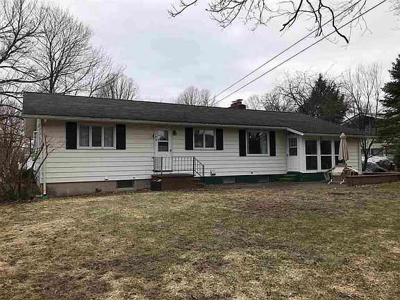 5th image of 41 Sherwood Dr